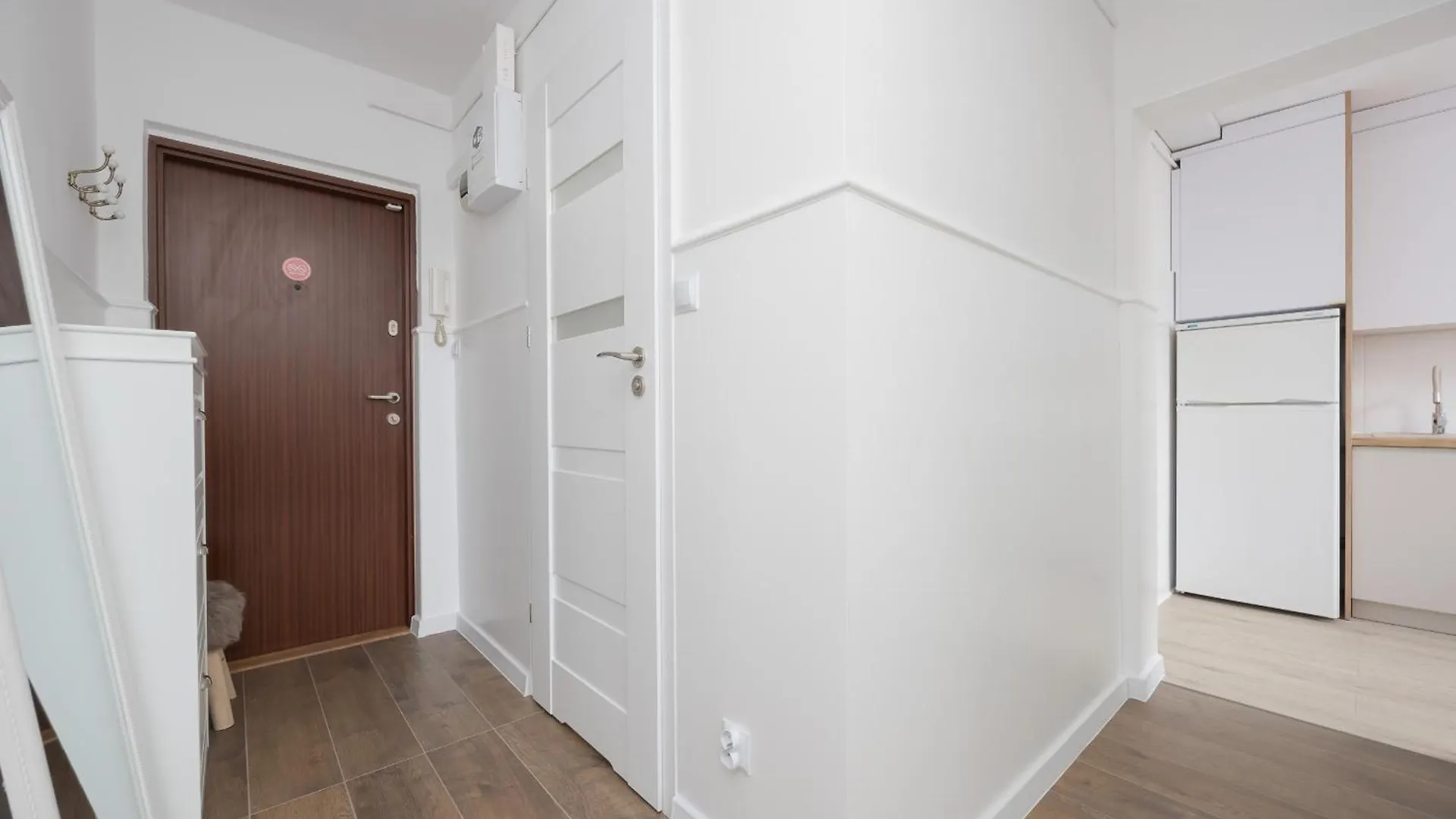 Appartamento Komfortowy Apartament W Warszawie Z Dwiema Sypialniami Blisko Rzeki By Rent Like Home Varsavia Polonia